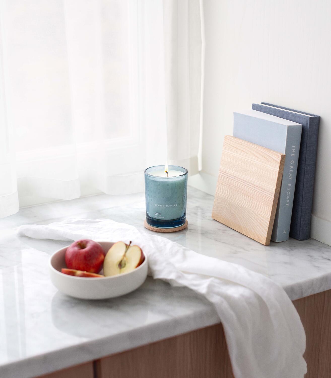 Øy duftlys, 200g. - Powder Blue